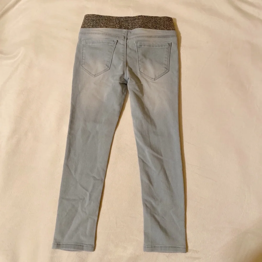 BNWT Girls favorite STRETCH Denim Jeans in Lisa Wash size # 6/6X